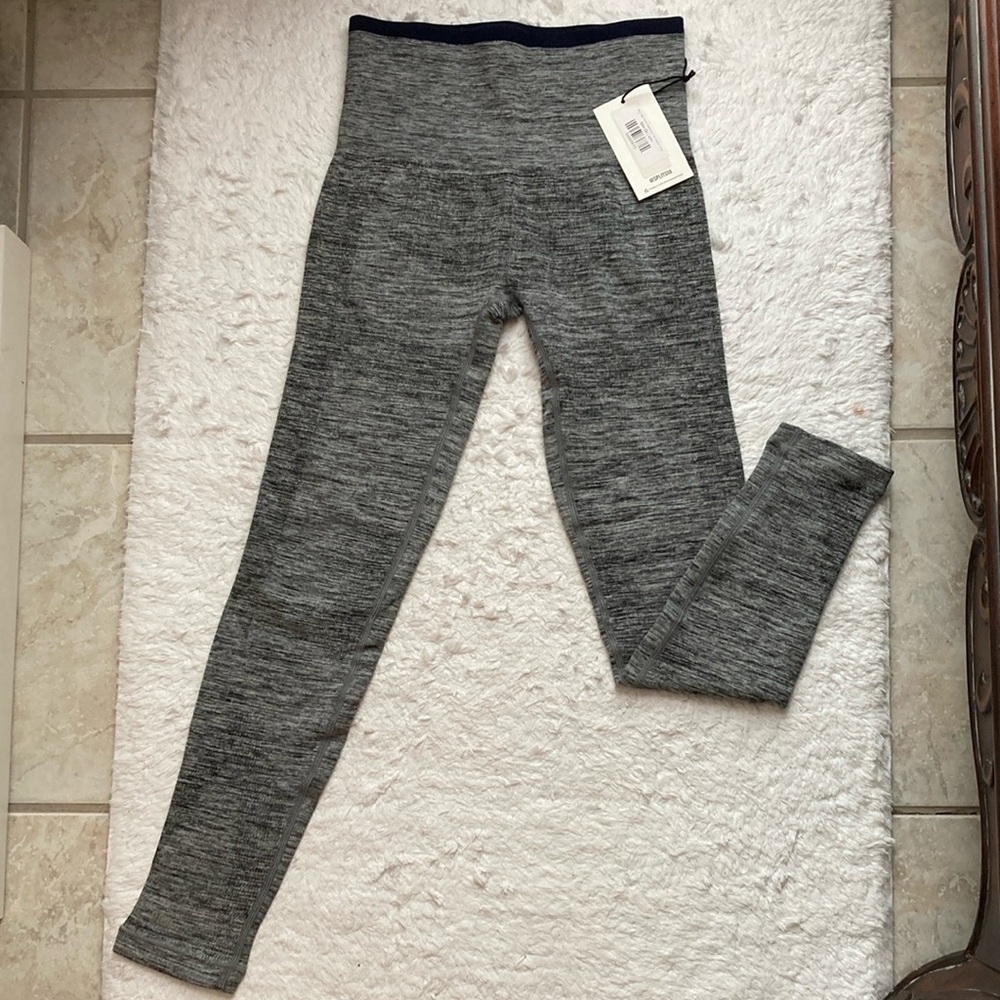 Splits59 Gray Leggings with Heathered Texture and Stretchy Fit